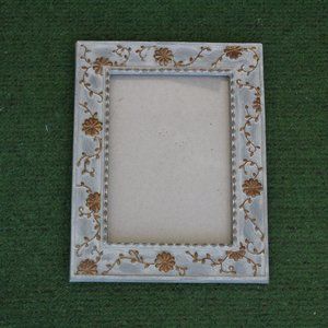 Vintage 1980`s picture photo frame 5 X 7 Blue Bronze Accents
